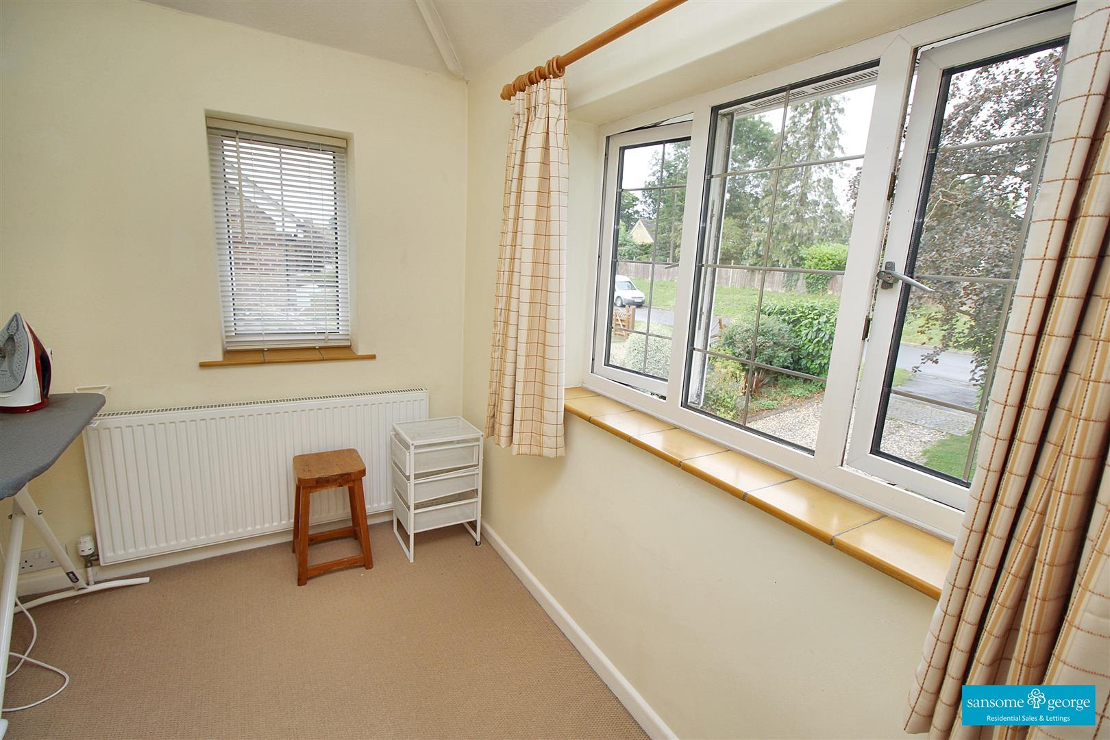 Fairway Avenue, Tilehurst, Reading